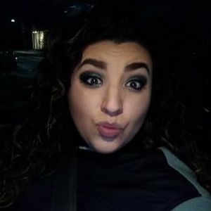 Meet your Posher, Daniela